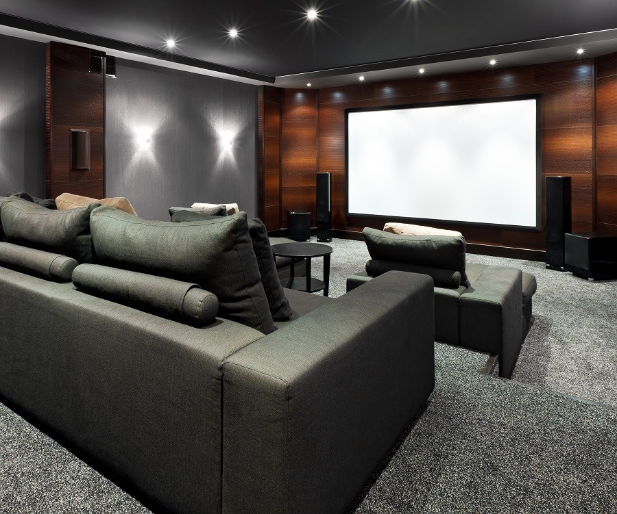 Why You Should Hire a Professional to Install Your Home Theater 